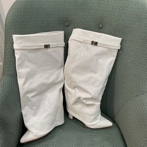 PrettyLittleThing White Heeled Boots